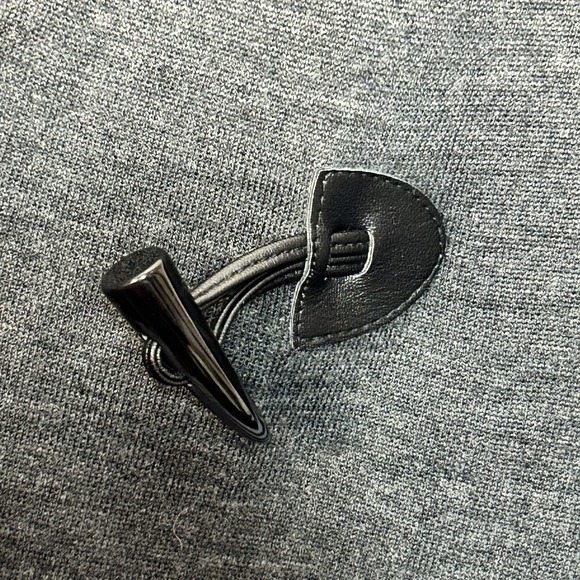 Ellen Tracy Hooded Cardigan Sz Large Gray Merino Wool Blend Sweater Toggle (D) - Picture 4 of 8